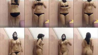 Jilbab di kamar mandi - Bokep Hijab